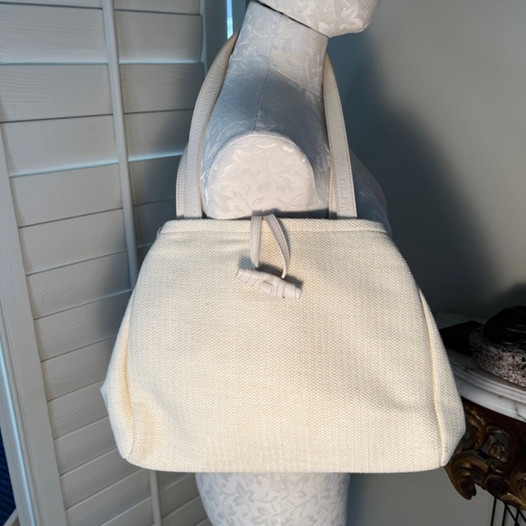 Vintage Furla Cream Woven and Leather Shoulder Bag - Picture 2 of 16